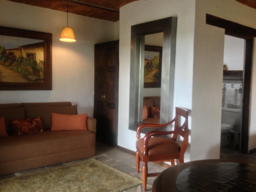 Hotel Villa Cassis Tapalpa Værelse billede